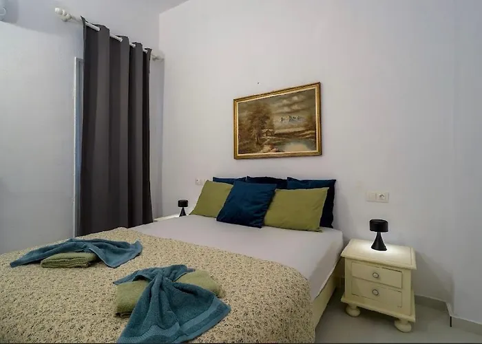 Апартаменты Andrianas House